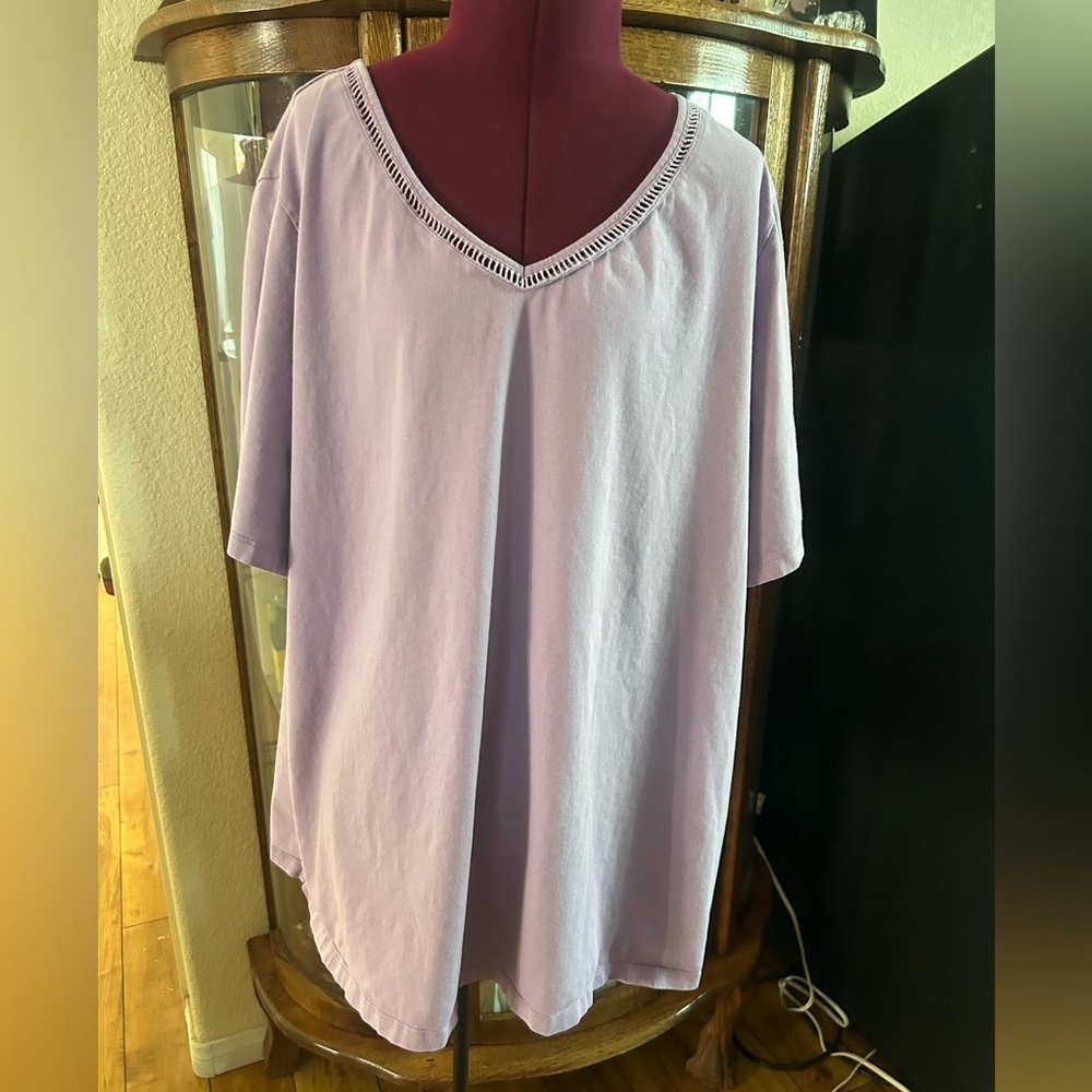 Catherine’s Lavender V-Neck Women's Top - Picture 2 of 4